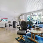 Carlene - 25km From The Sea By Interhome *
